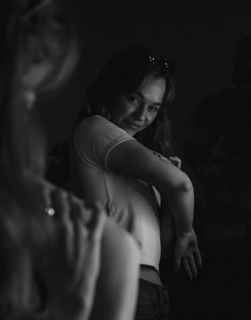 Celeb – Madison Iseman – Nude