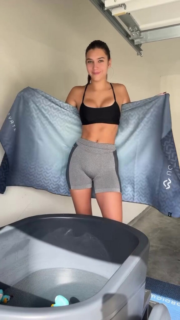 TikTok – Madison Lewis / Mads Lewis – Nude