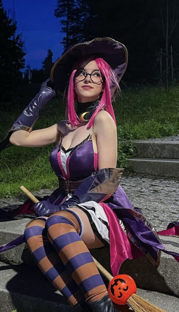 Twitch – Ko-fi – Cosplay – mafskiwi – Nude Leaks