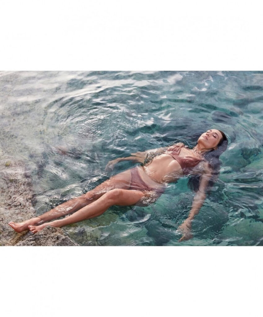 Celeb – Maggie Q – Nude