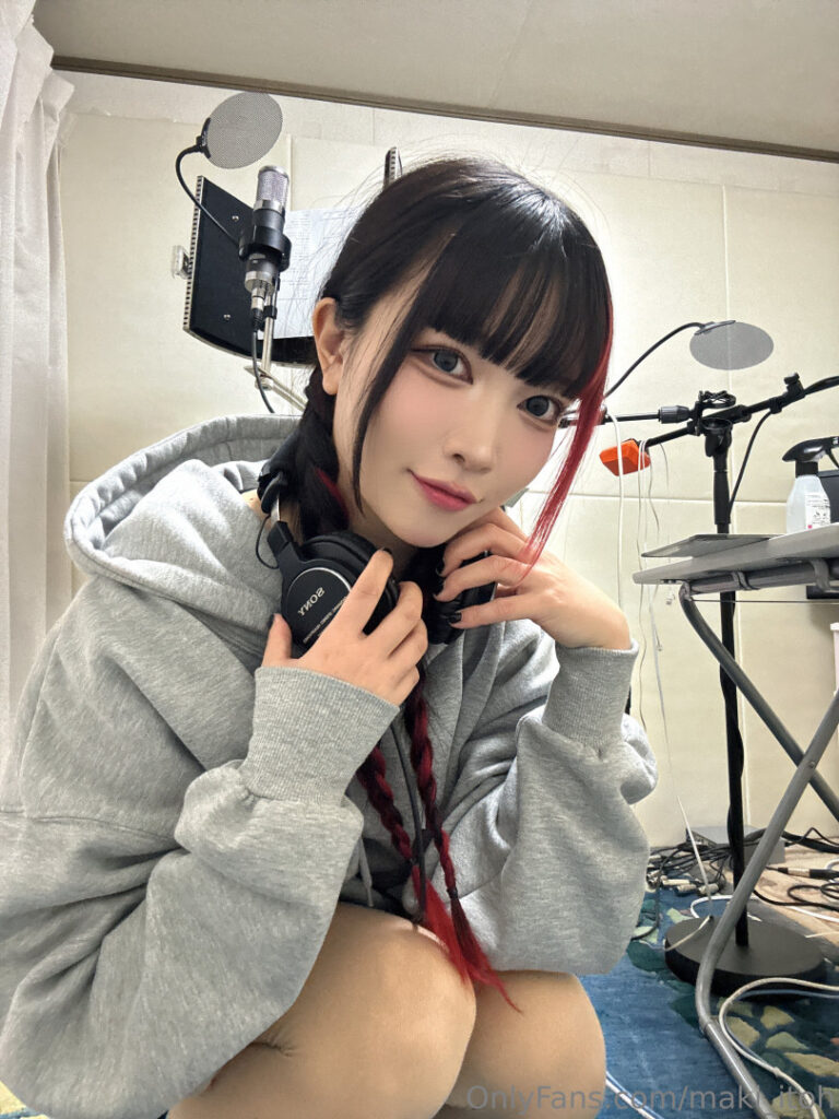 Celeb – Asian – Maki Itoh – Nude