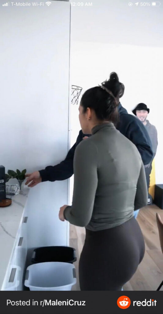 TikTok – Instagram – Maleni Cruz – Nude