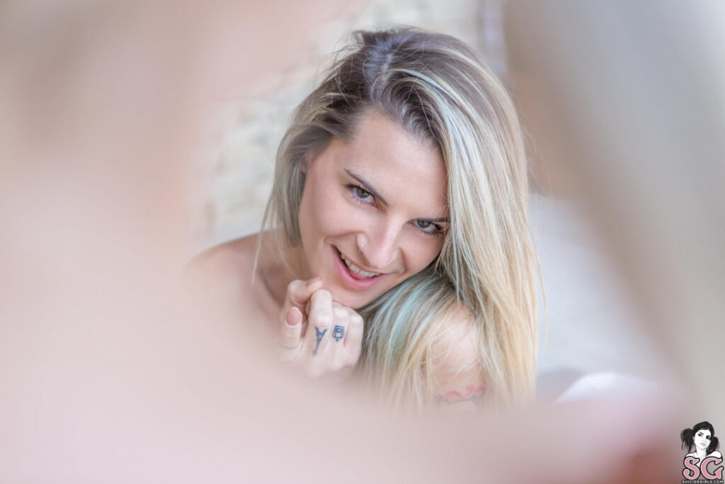 OnlyFans – Suicide Girls – mandeelou – Nude