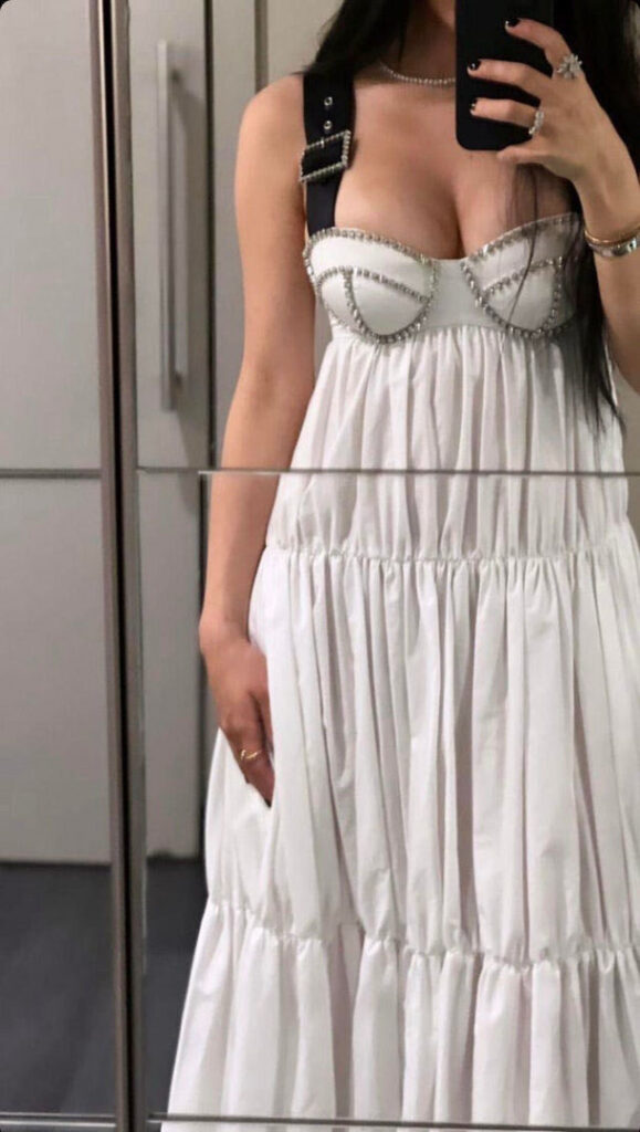 Instagram – Maria Taktouk – Nude