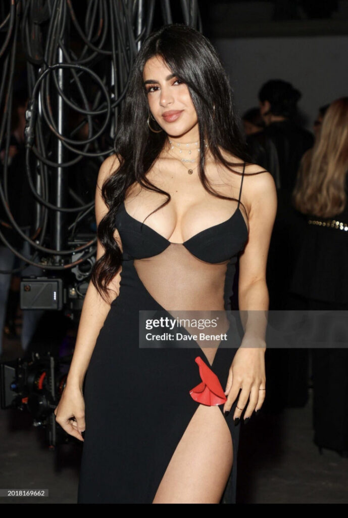 Instagram – Maria Taktouk – Nude