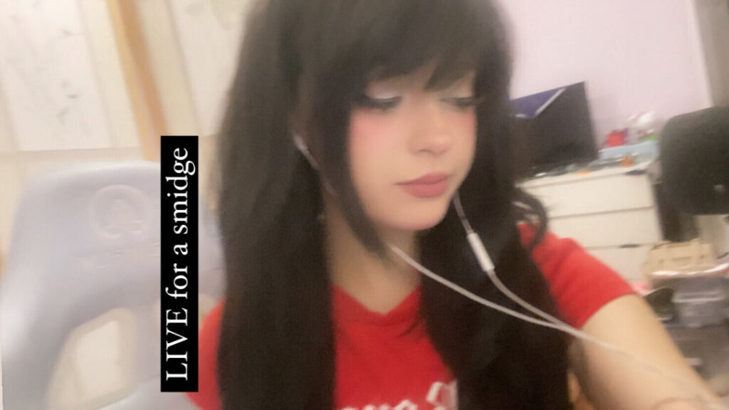 Twitch – marisnot12 – Nude