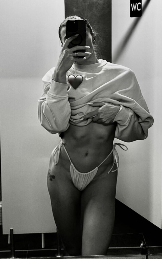 Instagram – Maryna Bekh – Romanchuk – Nude