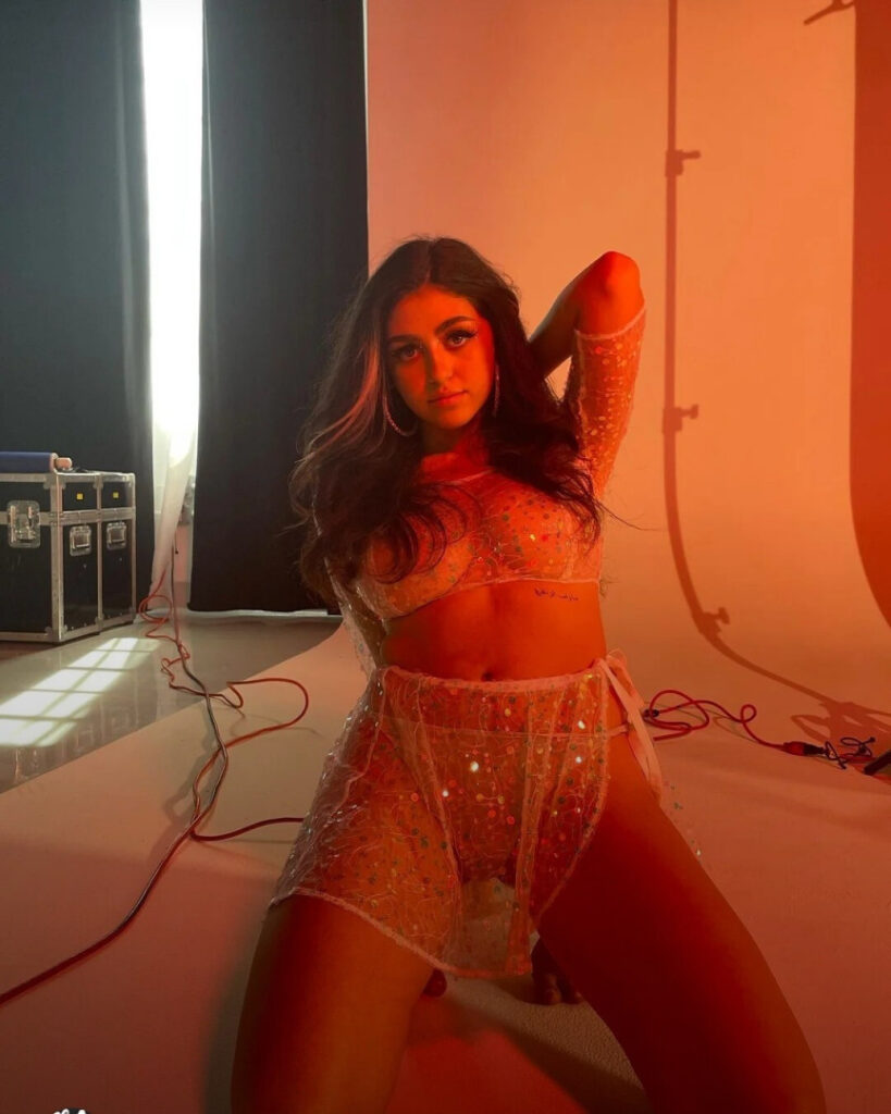 TikTok – Instagram – Maya Abdallah | mayuhnaise – Nude