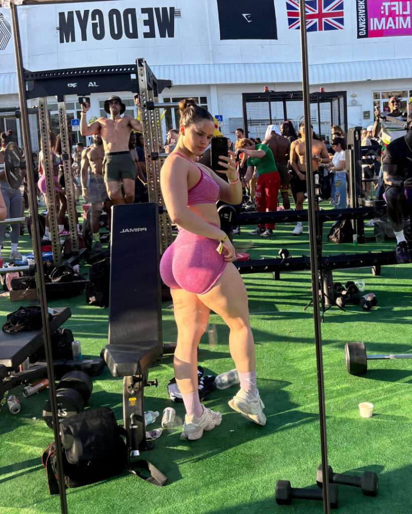 Instagram – Maya (constant_growth_) – Nude