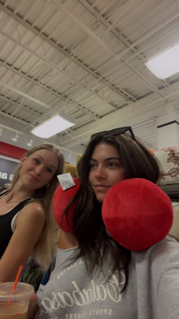 TikTok – Instagram – Mia Sweitzer – Nude Leaks