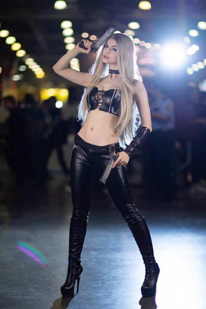 Instagram – Boosty – MightyRaccoon | Alice Spiegel – Nude