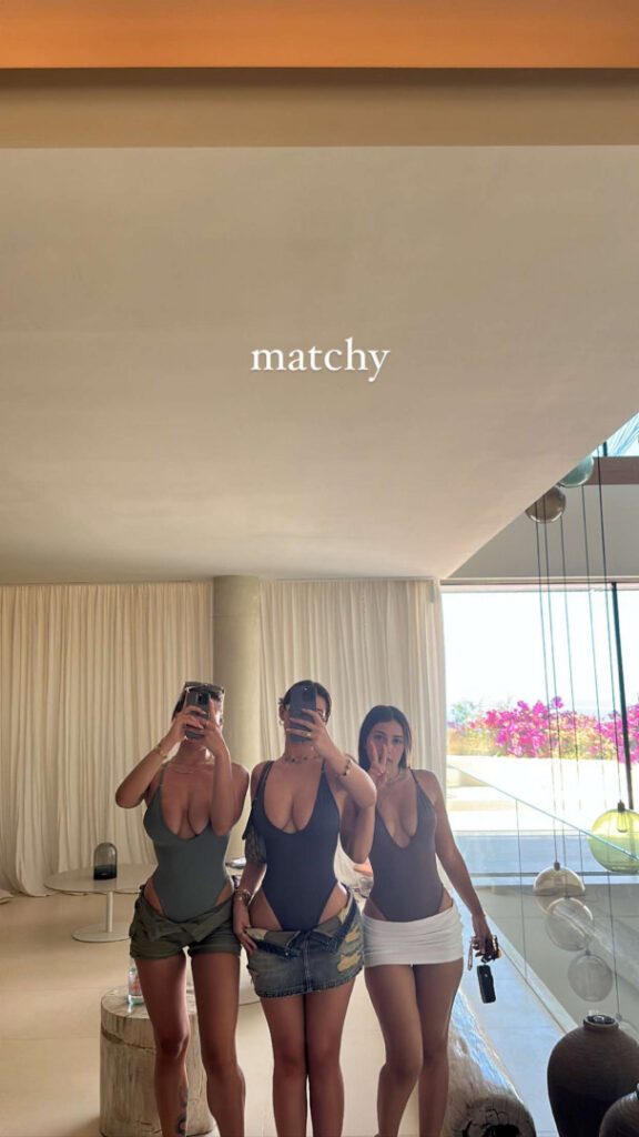 TikTok – Instagram – ⠀X⠀ – Mikaela Testa / @mikaelatestaa / @mikkimouse404 – Nude Leaks