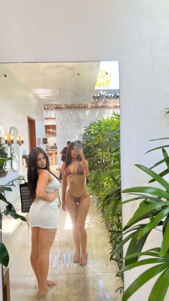 TikTok – Instagram – ⠀X⠀ – Mikaela Testa / @mikaelatestaa / @mikkimouse404 – Nude Leaks