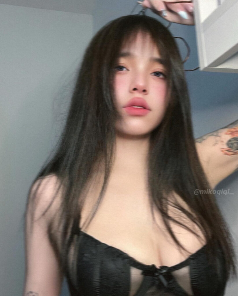 TikTok – Instagram – mikoqiqi_ / mikoqqii – Nude