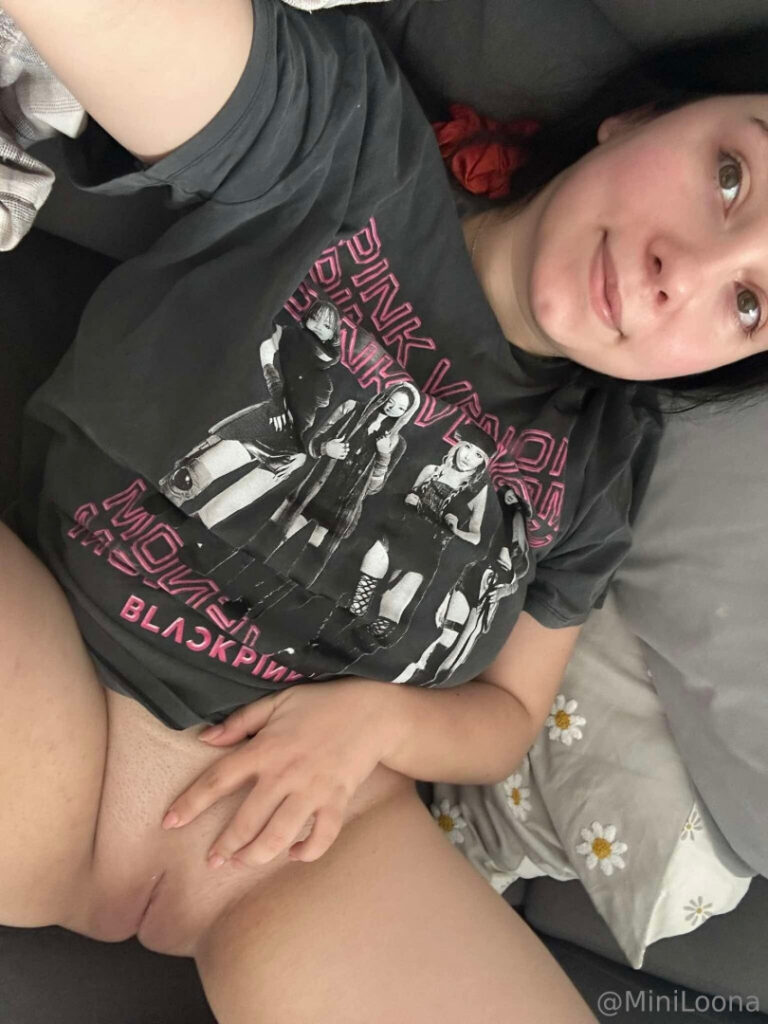 OnlyFans – Reddit – Miniloonaa – Nude