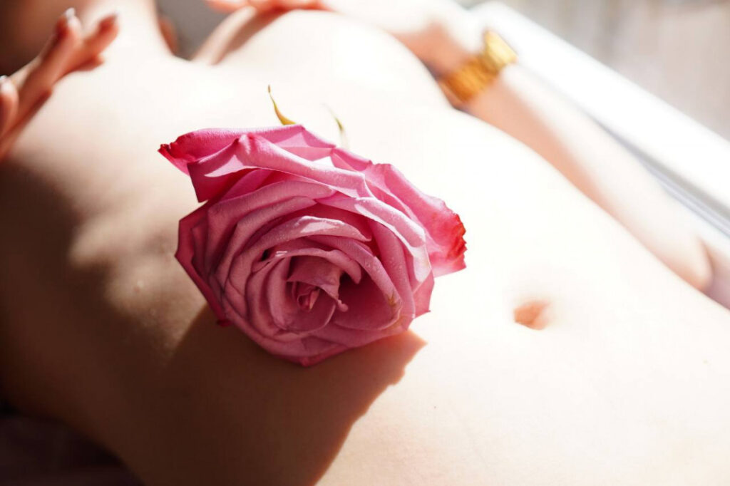 Patreon – Twitch – Boosty – Mirkotiki – Nude