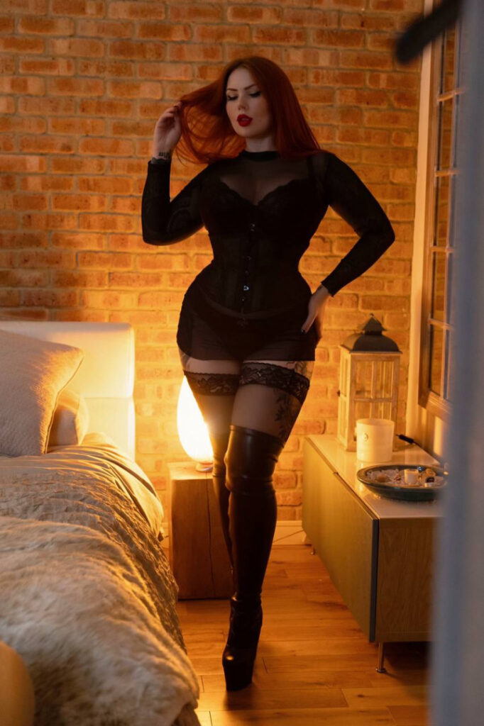 OnlyFans – ManyVids – ⠀X⠀ – T H I C C – MissIvyRoseScarlett / IvyRoseScarlett / Ivyroseexclusive / IvyGehennaVip – Nude Leaks