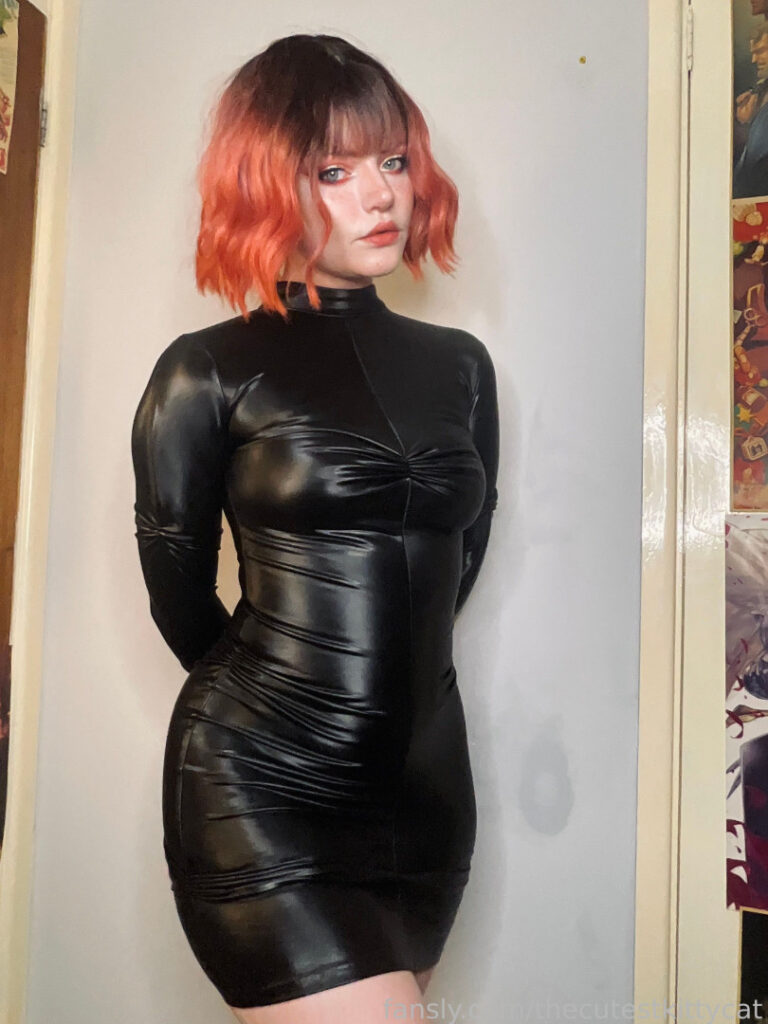 OnlyFans – Reddit – Fansly – Misty Silver | thecutestkittycat | u/SnowCrazyFrenzy – Nude