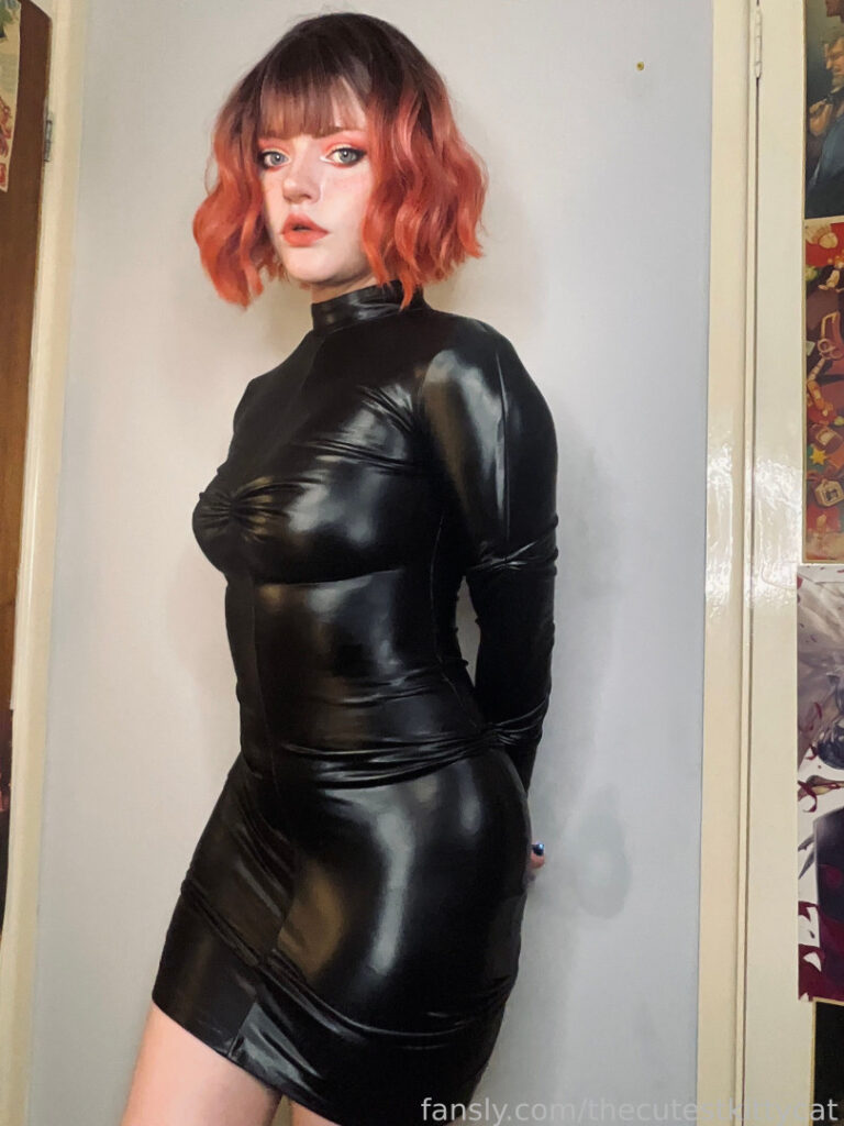 OnlyFans – Reddit – Fansly – Misty Silver | thecutestkittycat | u/SnowCrazyFrenzy – Nude