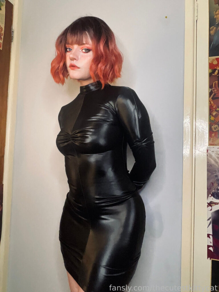 OnlyFans – Reddit – Fansly – Misty Silver | thecutestkittycat | u/SnowCrazyFrenzy – Nude