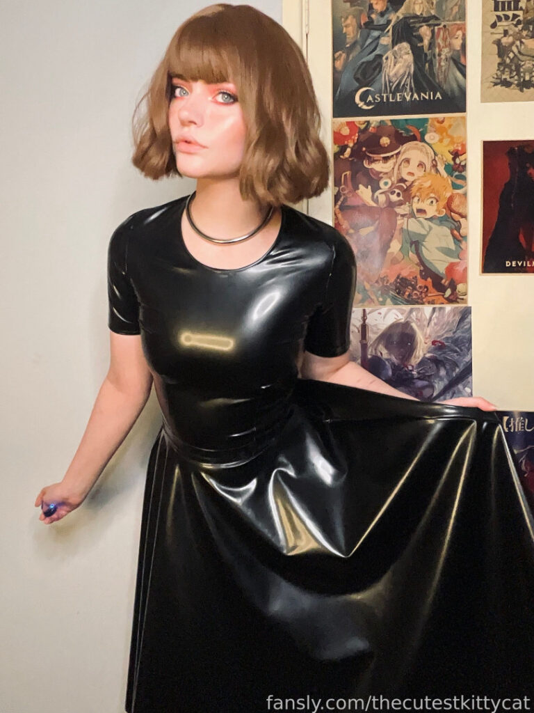 OnlyFans – Reddit – Fansly – Misty Silver | thecutestkittycat | u/SnowCrazyFrenzy – Nude