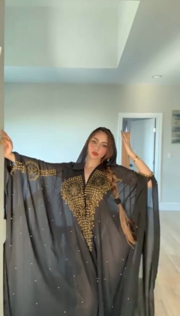 OnlyFans – T H I C C – Indian – Ms. Sethi / Indianbabydoll – Nude