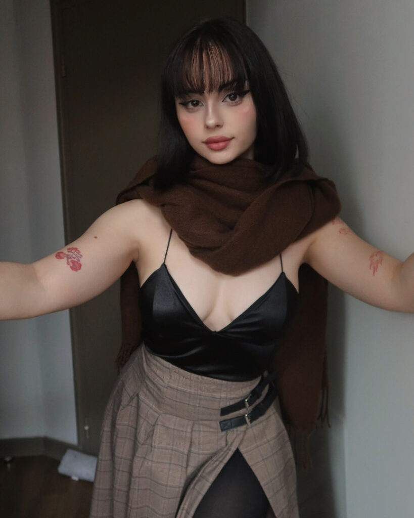 TikTok – Cosplay – Muatori – Nude