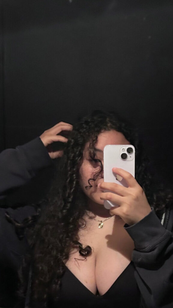 TikTok – T H I C C – Latina – n.nuviaa – Nude