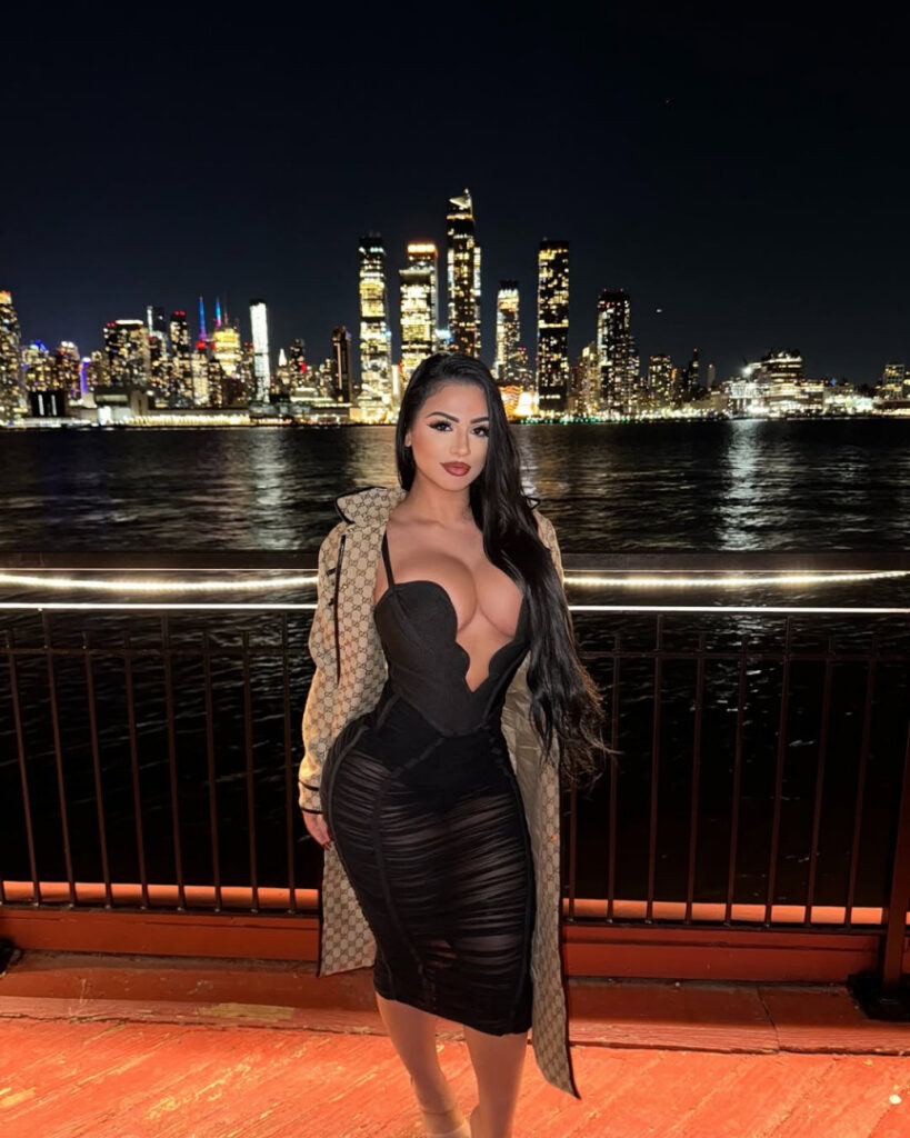 OnlyFans – Instagram – Nadia Khar – Nude