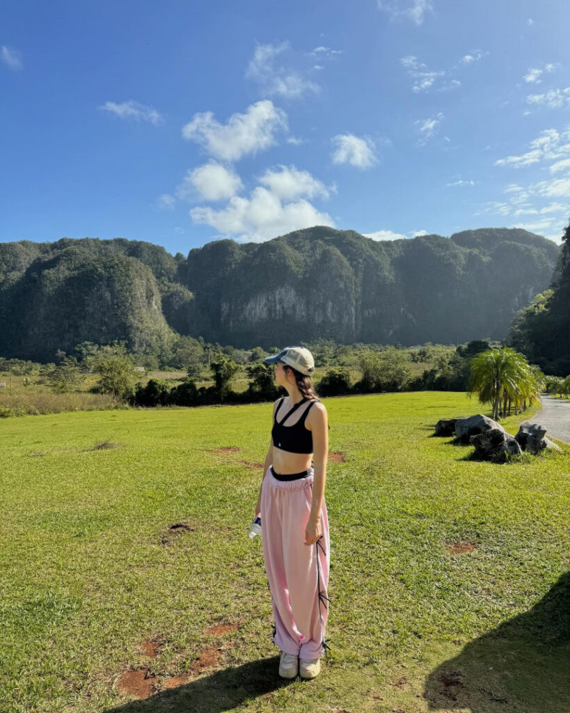 TikTok – Nadine Breaty / nadinebreaty – Nude Leaks