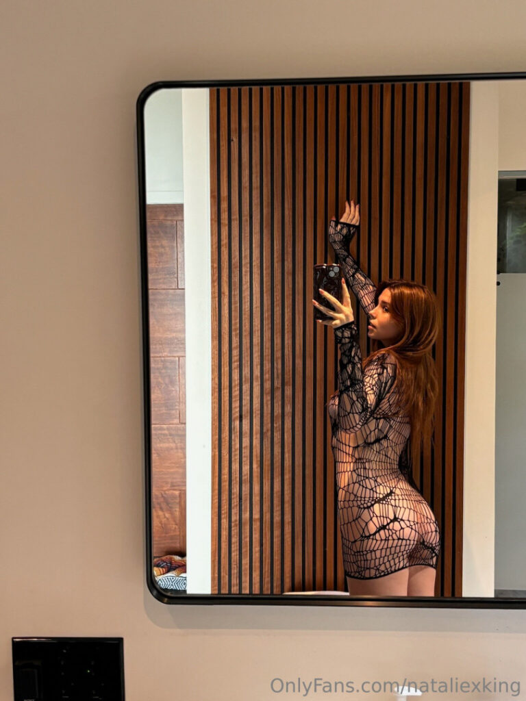 OnlyFans – Petite – Teen – Nataliexking / Bbyluckie – Nude