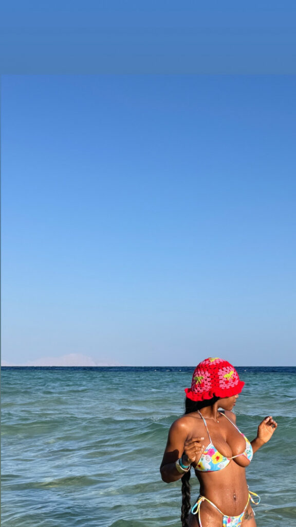 Instagram – Ebony – Natarshabarbie – Nude