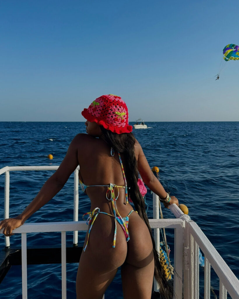 Instagram – Ebony – Natarshabarbie – Nude