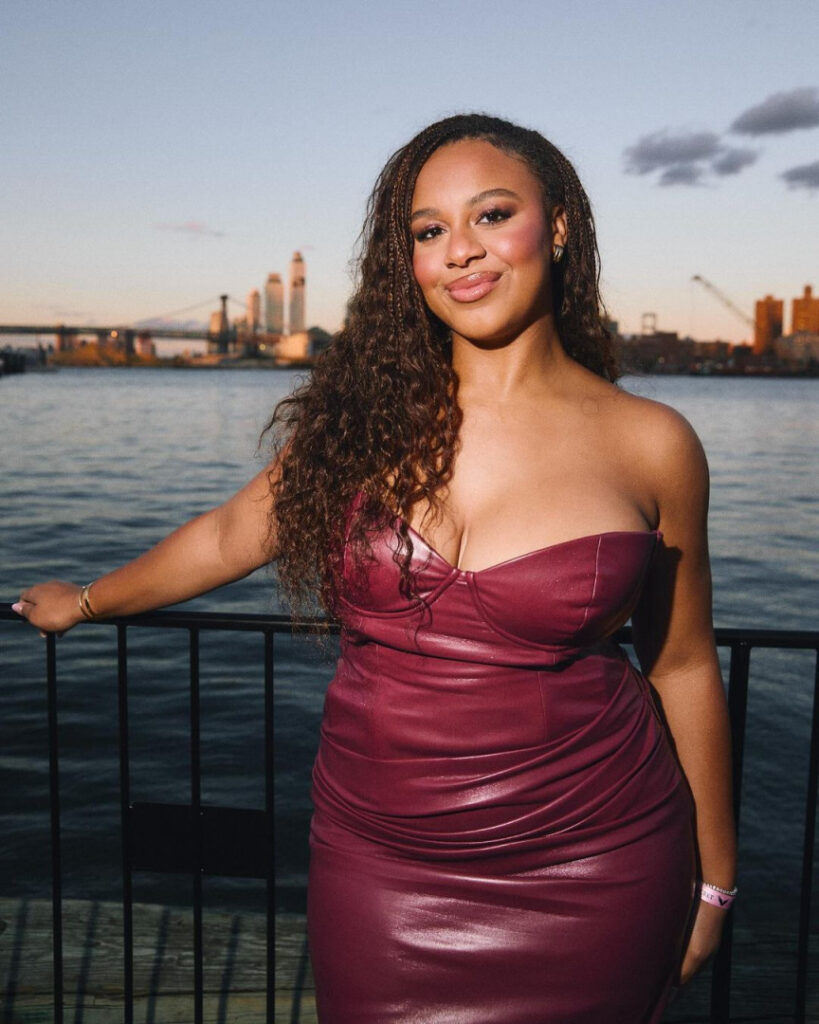 TikTok – Instagram – Ebony – Nia Sioux – Nude