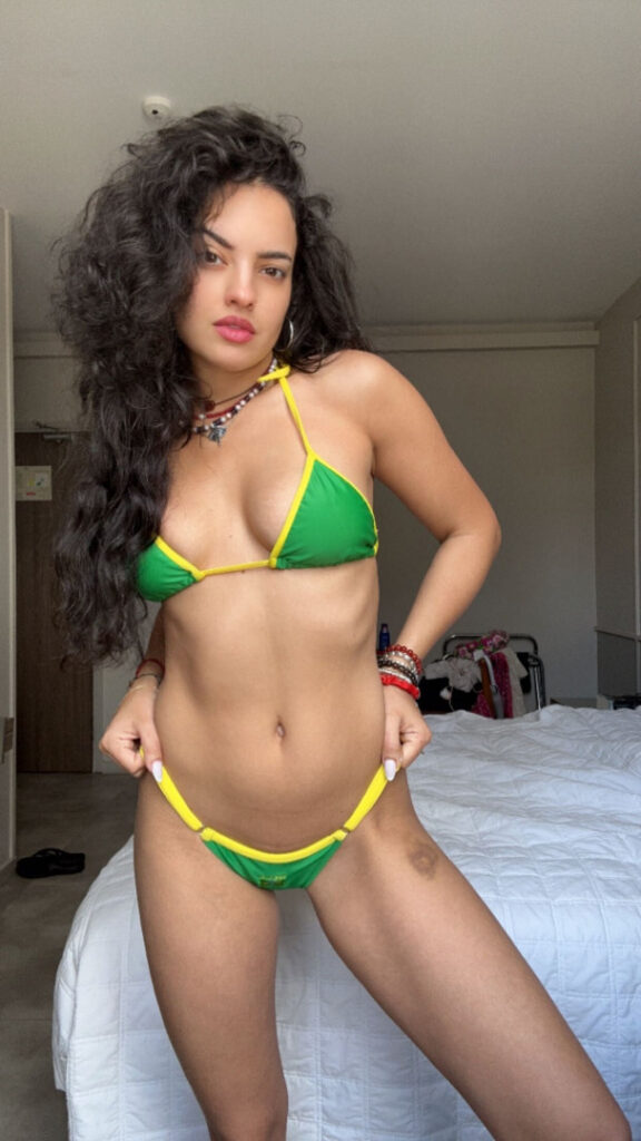 Youtube – Petite – Nina Drama / Nina Marie Daniele – Nude