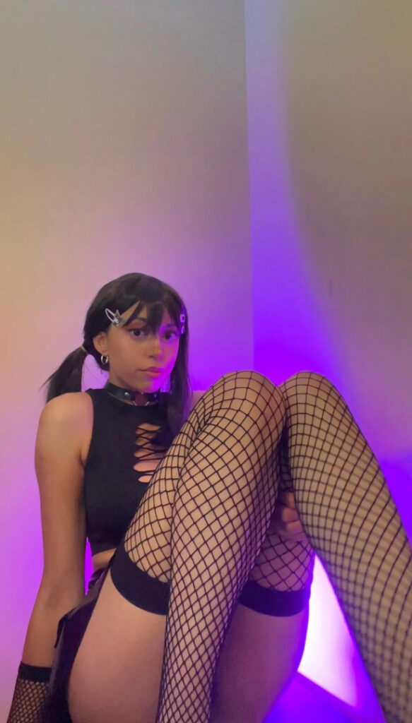 Instagram – Nishathenerd – Nude