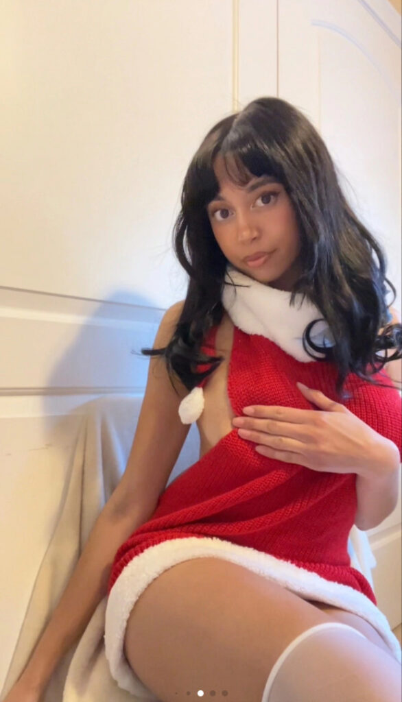 Instagram – Nishathenerd – Nude