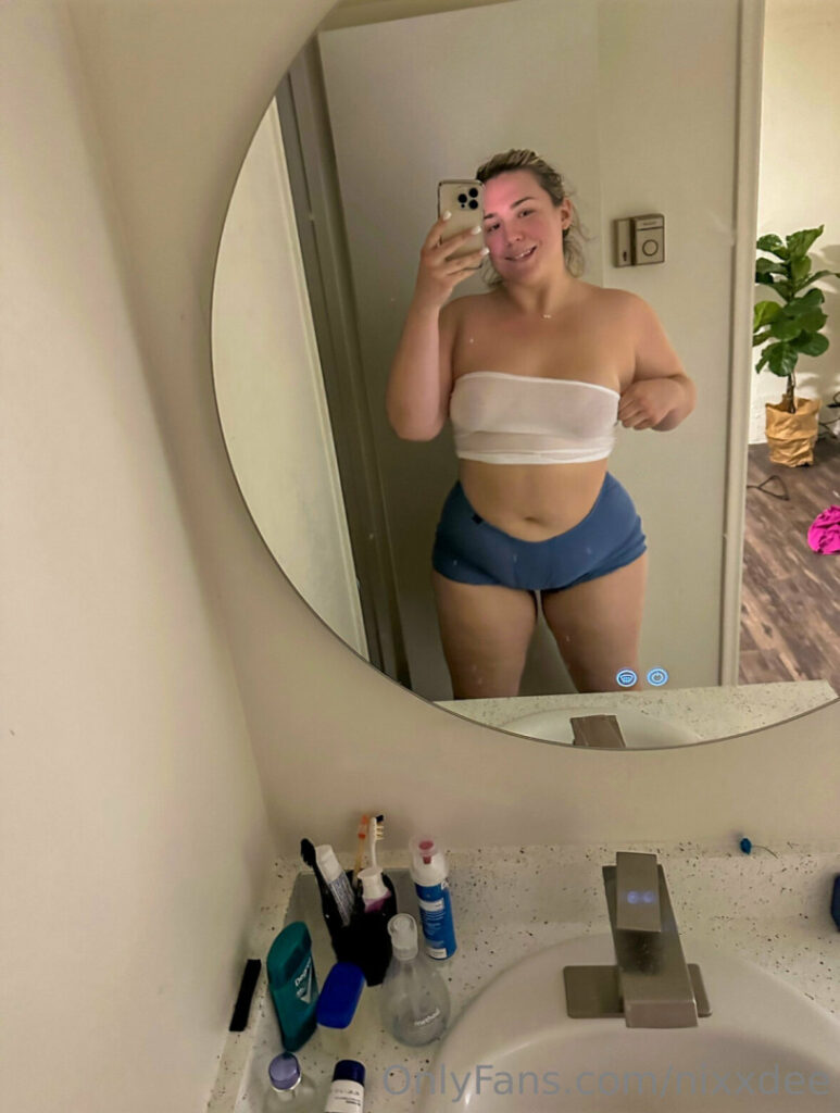 OnlyFans – T H I C C – Nixxdee / Nicki Dee – Nude Leaks