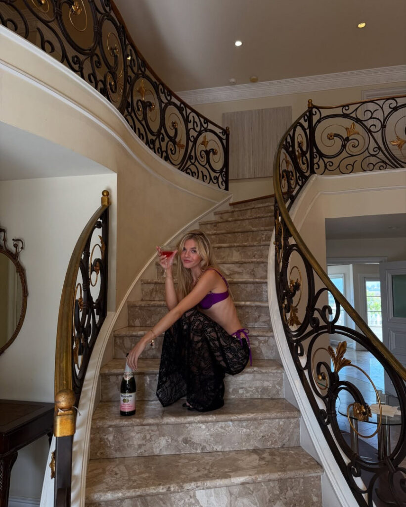 ASMR – Youtube – Instagram – Ocean’s Asmr / oceanna.fayantbarz / Ocean Fayant-Barz – Nude Leaks