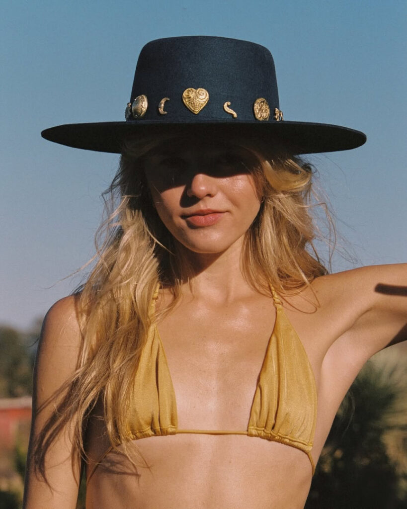 ASMR – Youtube – Instagram – Ocean’s Asmr / oceanna.fayantbarz / Ocean Fayant-Barz – Nude Leaks