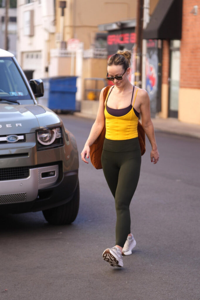 Celeb – Olivia Wilde – Nude