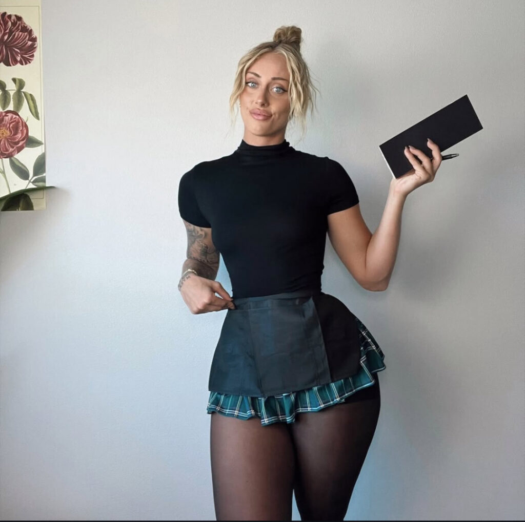 OnlyFans – Oliviakayemyers | kaye2828 – Nude