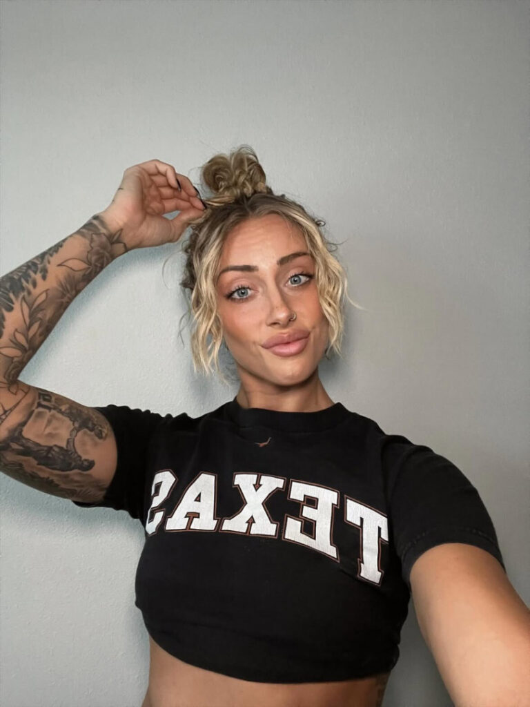 OnlyFans – Oliviakayemyers | kaye2828 – Nude