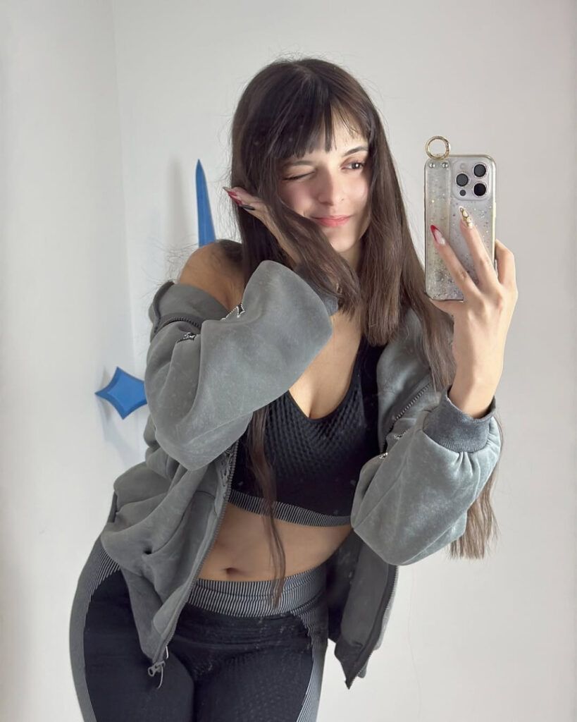 Instagram – Ko-fi – Otterother – Nude