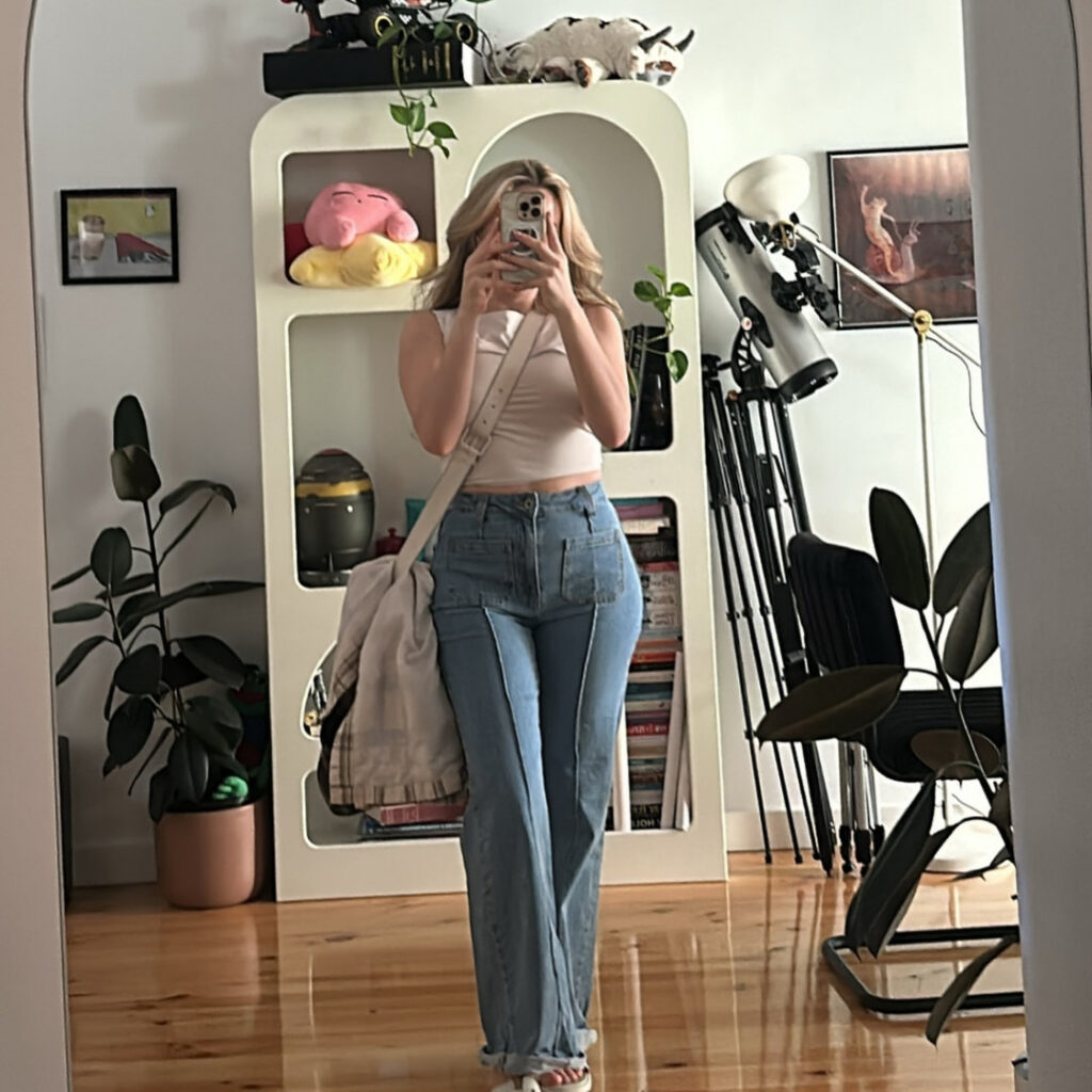 Twitch – PaladinAmber – Nude