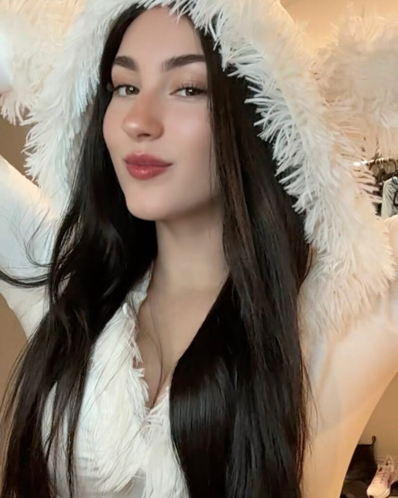 Twitch – PalmBee – Nude