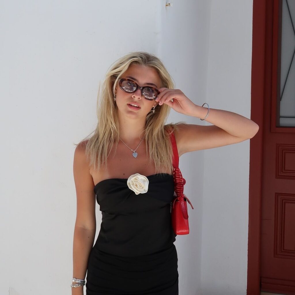 TikTok – pastabianxo / Tilde Kindahl – Nude