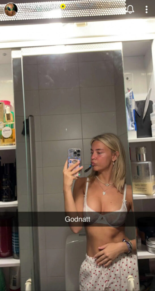 TikTok – pastabianxo / Tilde Kindahl – Nude