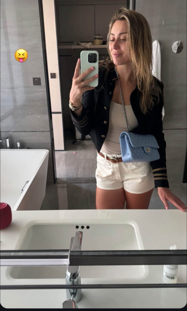 Instagram – Paula Badosa – Nude