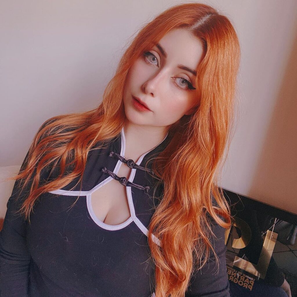 Instagram – paulaeal – Nude